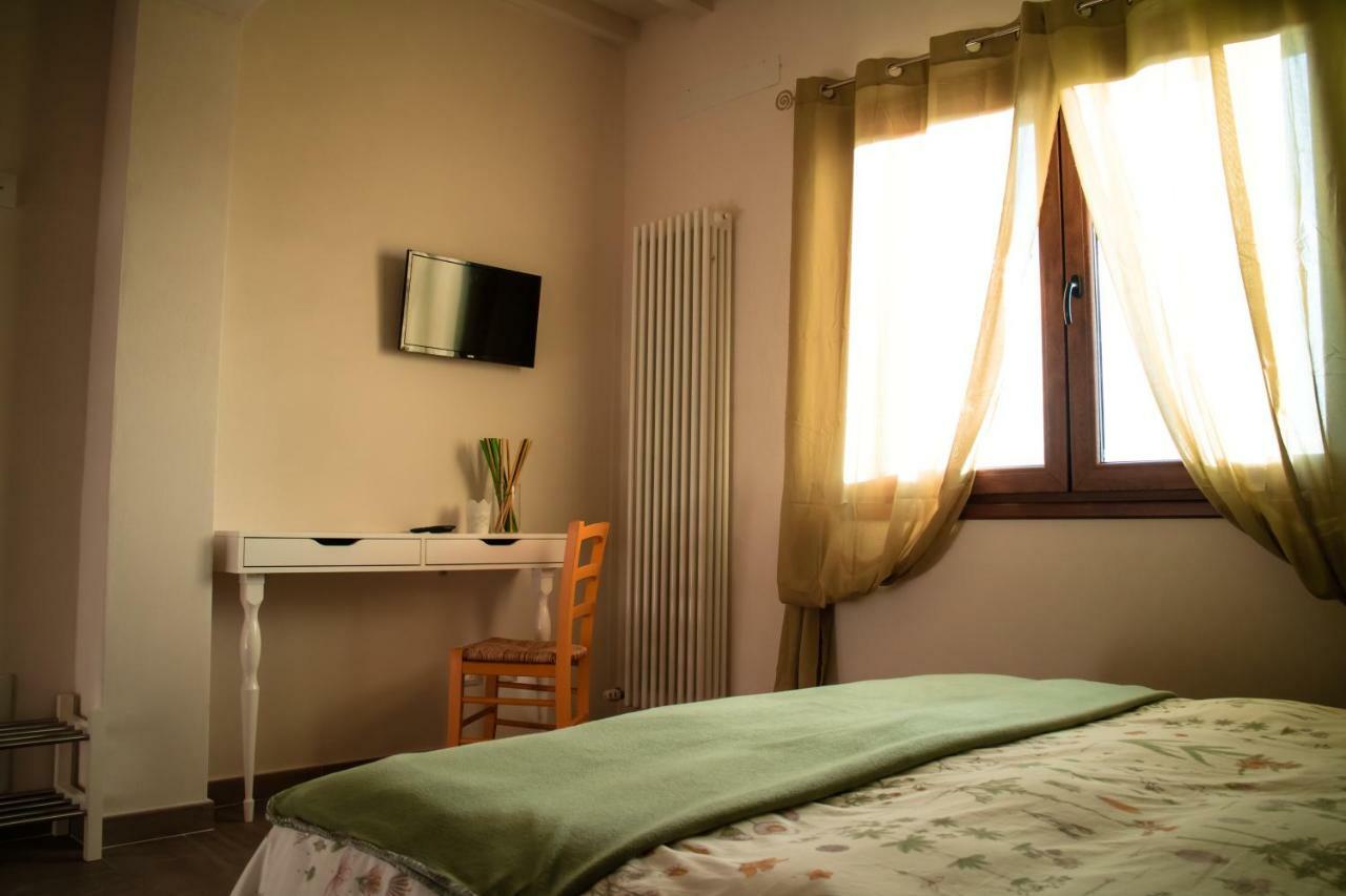 Il Marrondindo Bed & Breakfast Галлиано Экстерьер фото